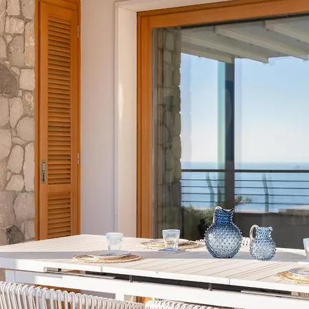 Portopiccolo Gemma Nel Golfo Di Trieste Sistiana