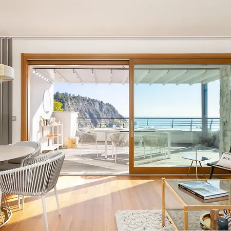 Portopiccolo Gemma Nel Golfo Di Trieste * Sistiana