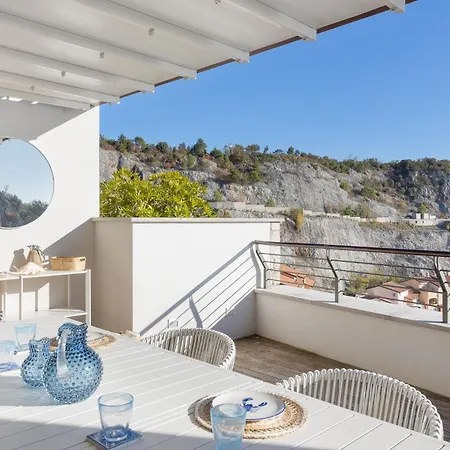 Portopiccolo Gemma Nel Golfo Di Trieste Sistiana