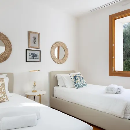 Portopiccolo Gemma Nel Golfo Di Trieste * Sistiana