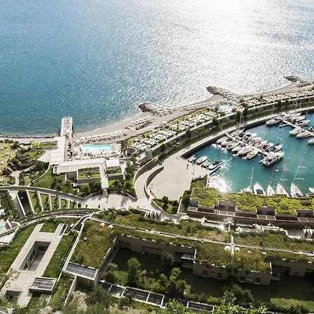 Portopiccolo Gemma Nel Golfo Di Trieste * Sistiana